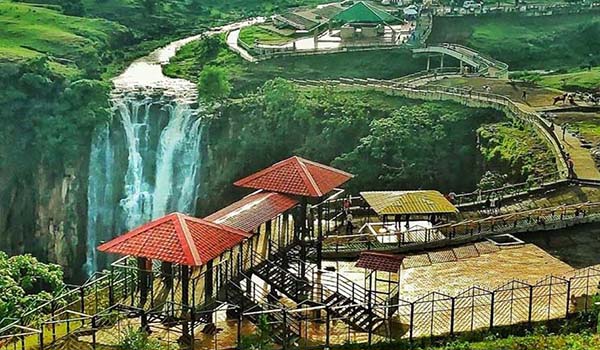 mohadi-waterfall-indore